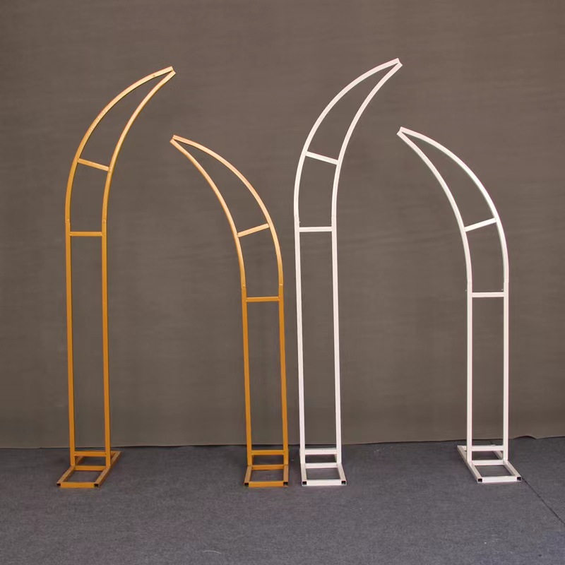 Heart Shaped Metal Arch – Reusable Event Backdrop for Wedding